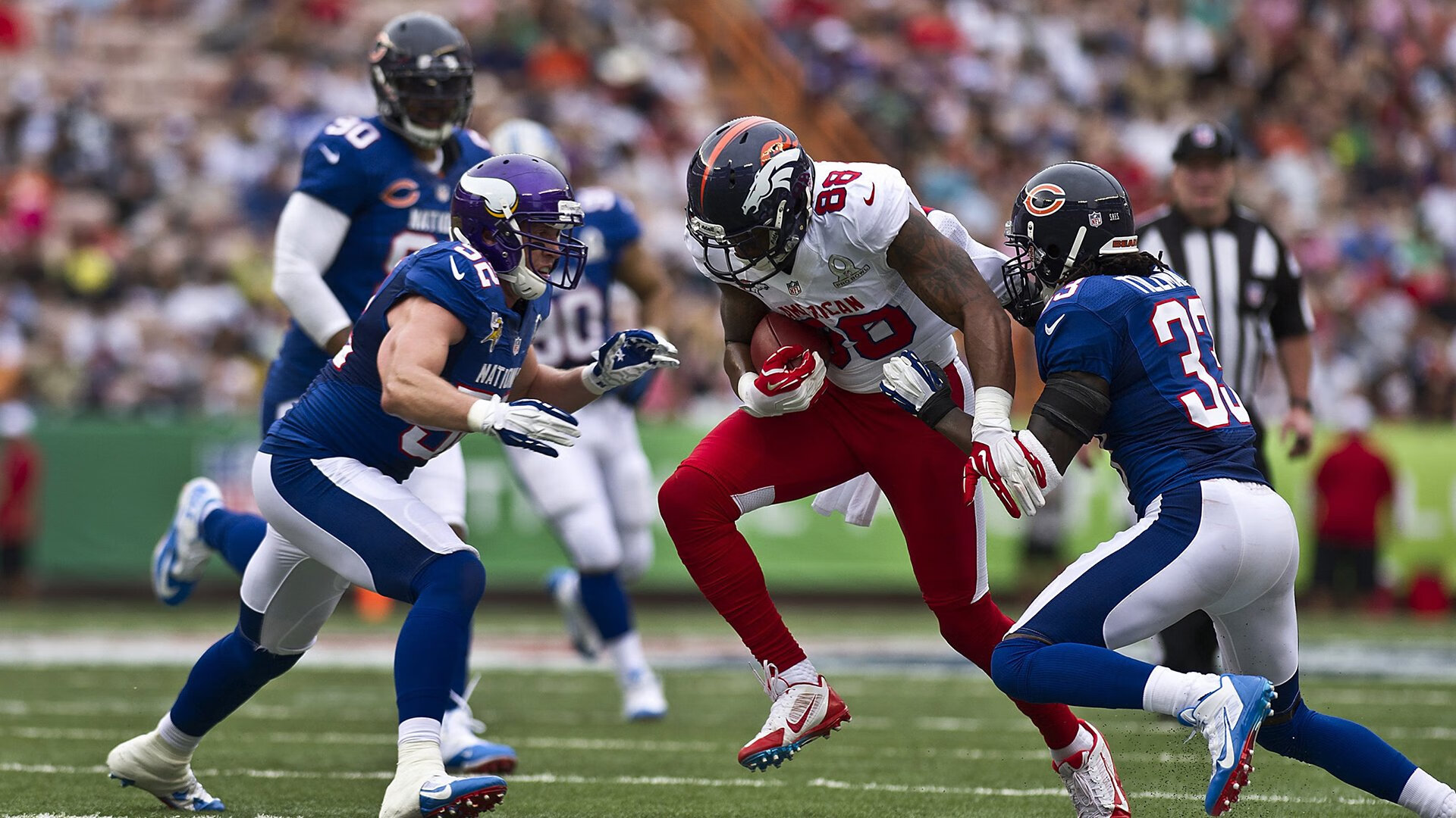 中国足球裁判队伍国际交流合作不断深化，判罚水平逐步接轨国际标准